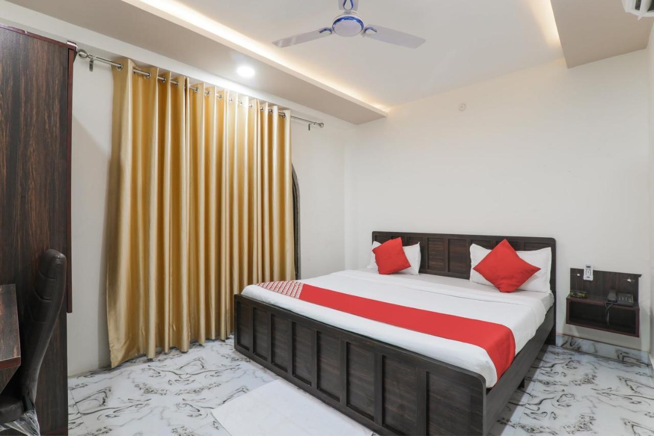 Hotel O Aastha Near Chaudhary Charan Singh International Airport Bijnaur Extérieur photo