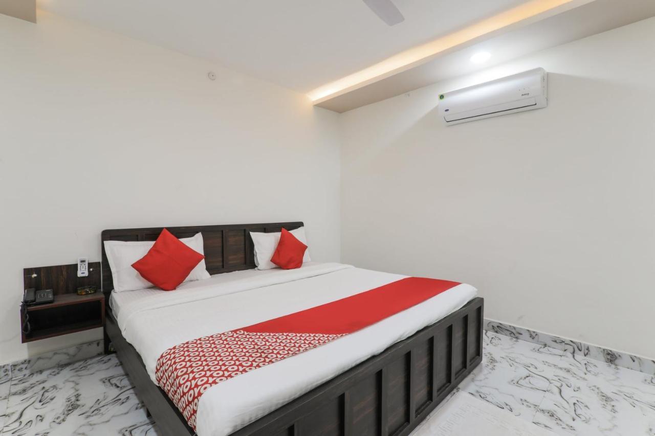 Hotel O Aastha Near Chaudhary Charan Singh International Airport Bijnaur Extérieur photo
